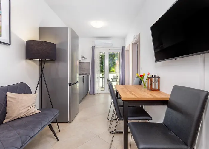Divine Apartments